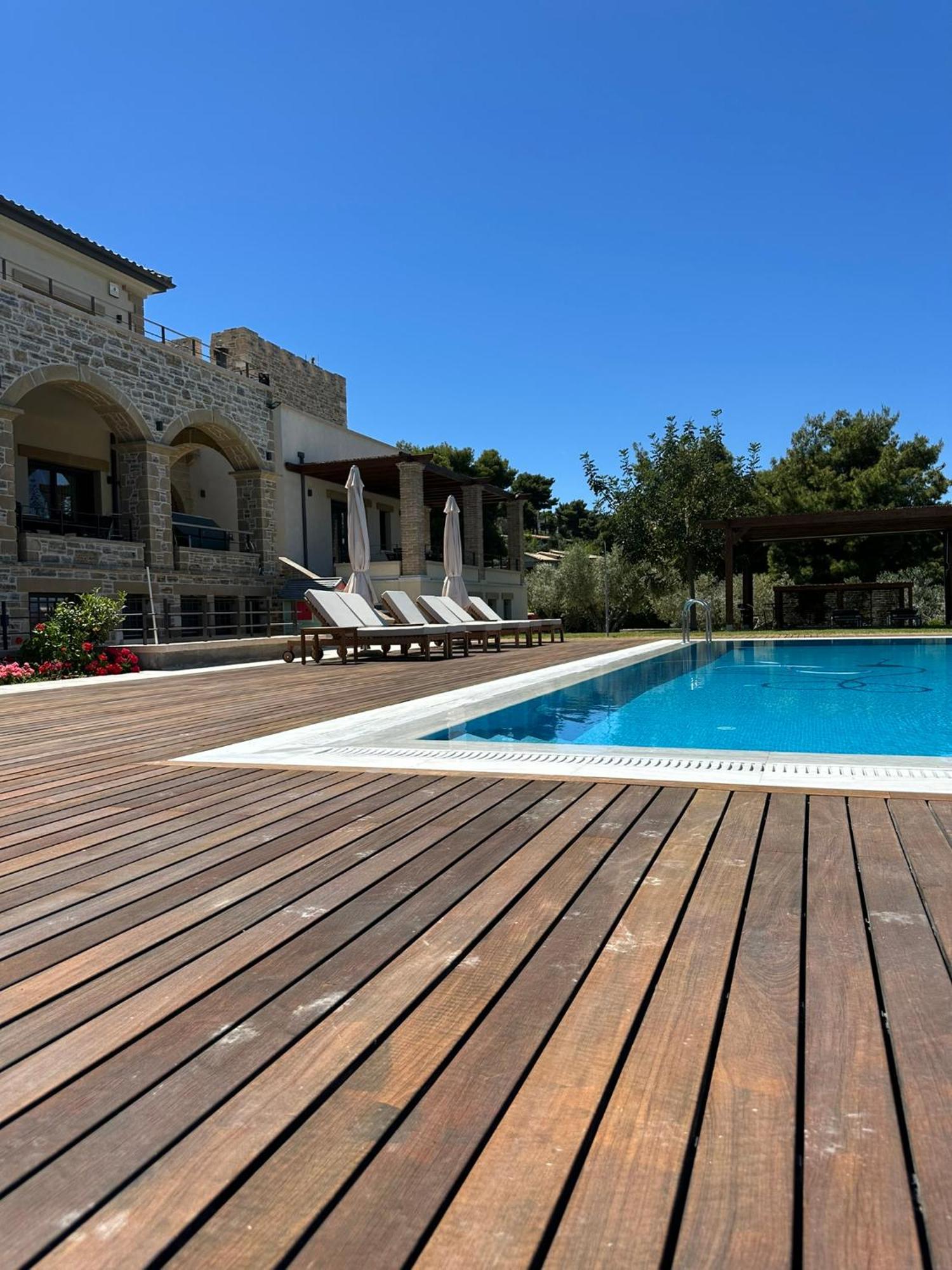 Villa Kalamos / Sea View And Pool Nearby Athens Buitenkant foto