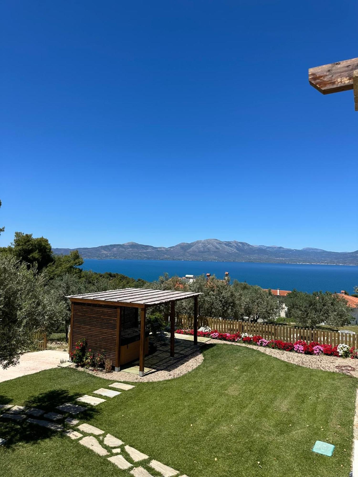 Villa Kalamos / Sea View And Pool Nearby Athens Buitenkant foto