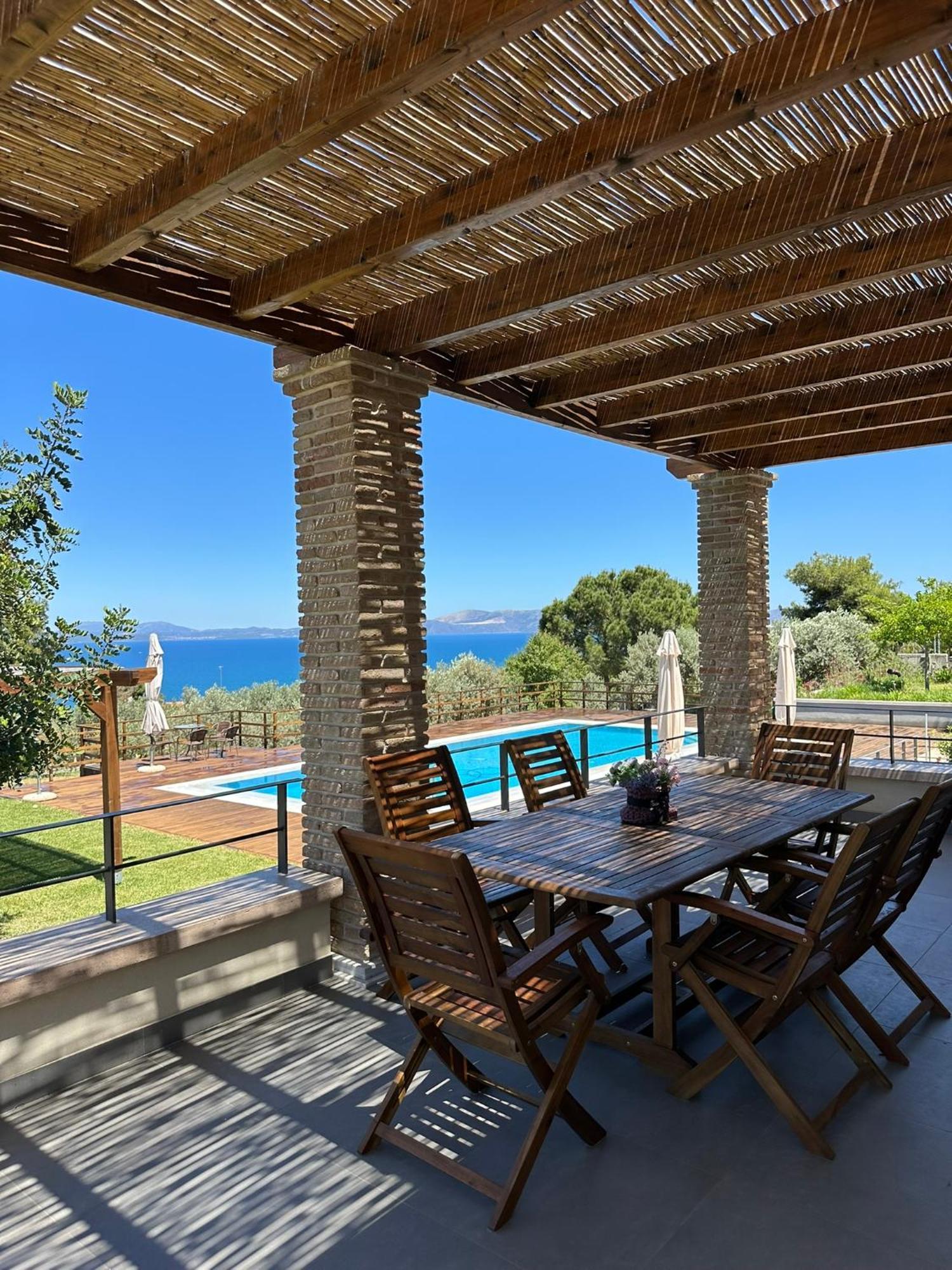 Villa Kalamos / Sea View And Pool Nearby Athens Buitenkant foto